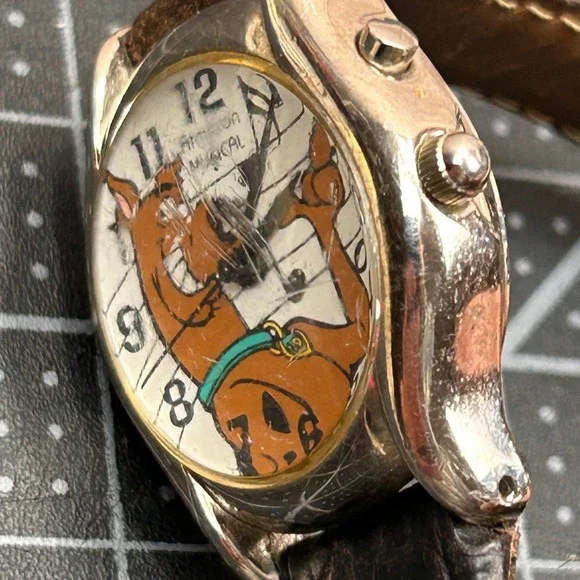 Vintage Armitron Musical Scooby-Doo Watch Brown Leather Strap 2100/114 753H